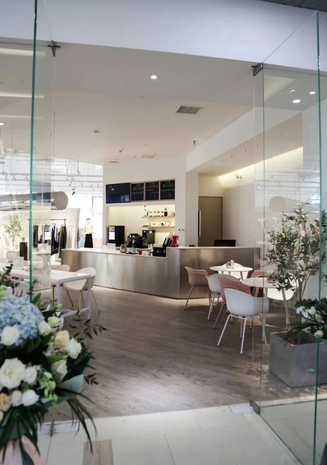 服装竞争激烈,服装行业现状和破局