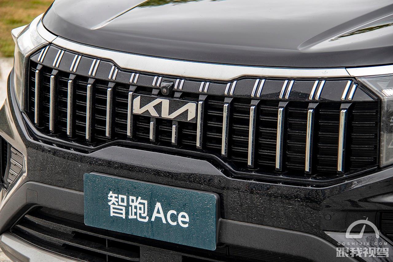 起亚智跑对比荣威rx5plus,起亚智跑对标车型