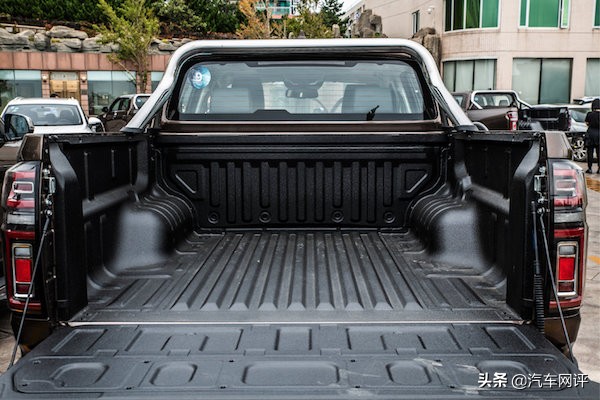 长城炮性能版真实感受,长城炮乘用版价格配置区别