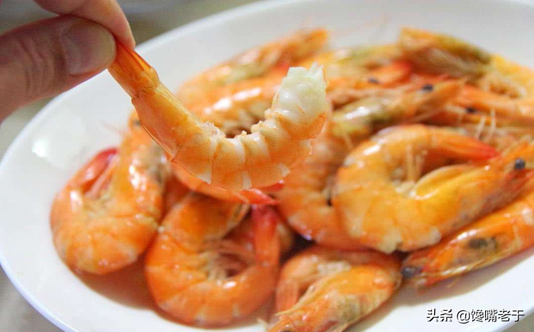 煮虾应该开水煮还是冷水煮,煮虾用热水还是冷水煮几分钟