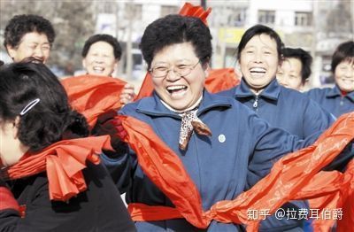 “这么光荣的一天，决不在辽远的将来，而在很近的将来。”