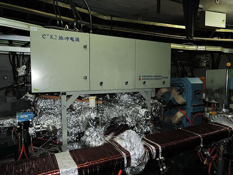 中国有大型电子对撞机吗,中国超级正负离子对撞机