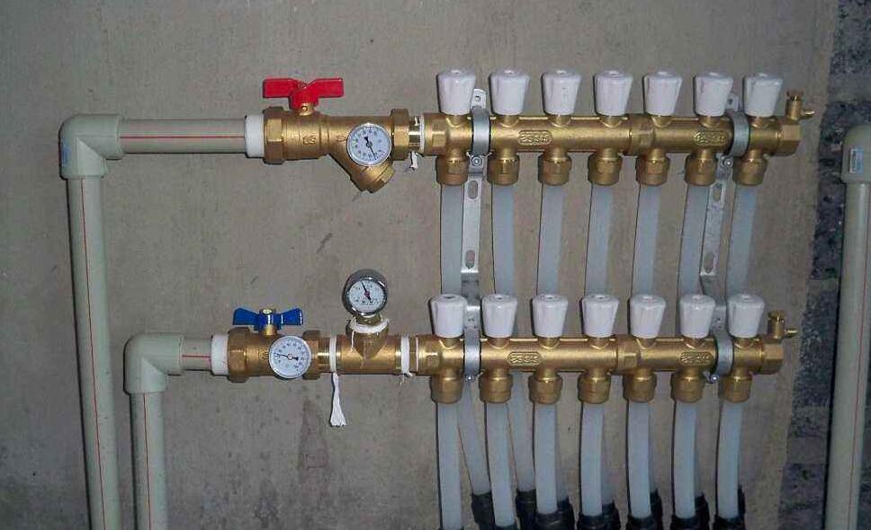 楼房地暖不热自己加循环泵可以吗,地暖回水压力小会导致地暖不热吗