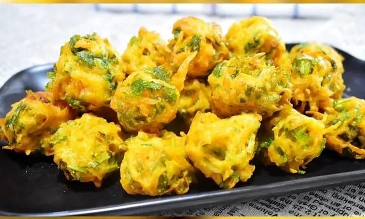 涮火锅鱼丸虾丸用什么做的,鱼丸牛肉丸墨鱼丸虾丸能一起吃吗