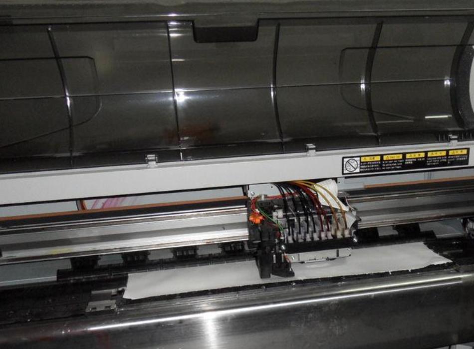 打印机维修说墨盒未安装好,怎么消除打印机缺墨指示灯