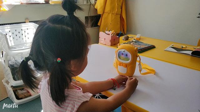 这台熏教机到底“牛”在哪？——牛听听15日亲子评测