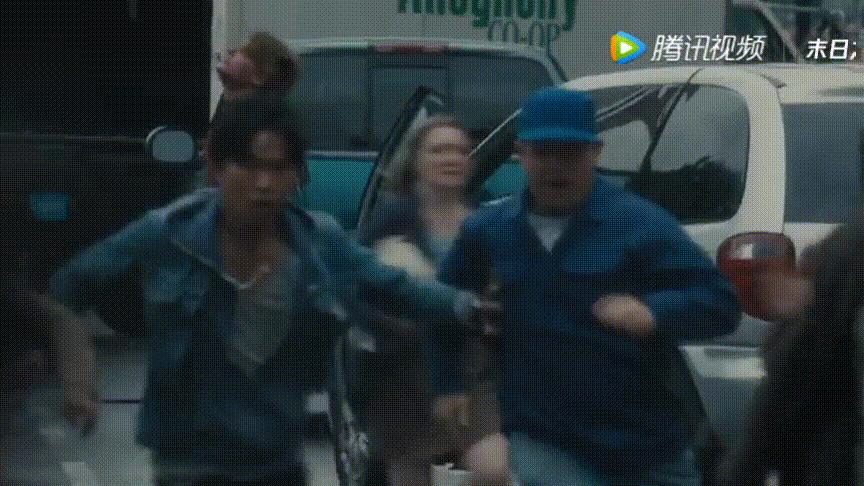 布拉德皮特末日之战混剪,末日丧尸布拉德皮特