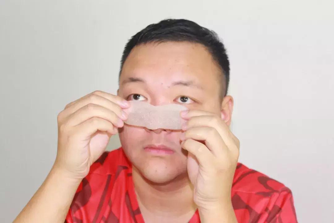 用鸡蛋清去黑头要几分钟,用鸡蛋清去黑头的方法步骤