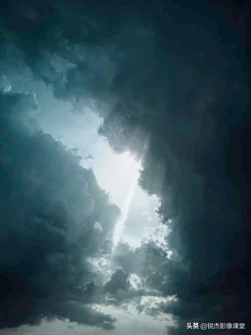 ps如何制作丁达尔效应,ps怎么做丁达尔效应光束