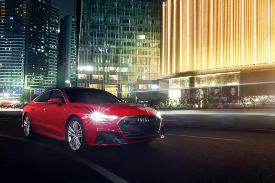 严绍健奔驰成名之作,全新奥迪a7测评视频