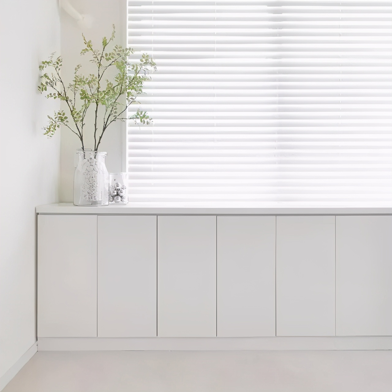 爱了这两间性冷淡系小户型,网友:这才叫一个人的豪宅