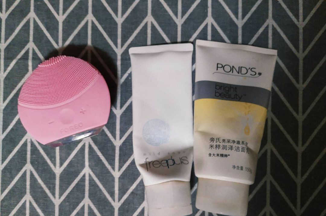 90后老阿姨10年抗痘痘,90后老阿姨的优缺点