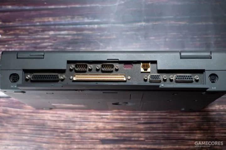 一百多块买个26年前的笔记本,我改了改,还能上网