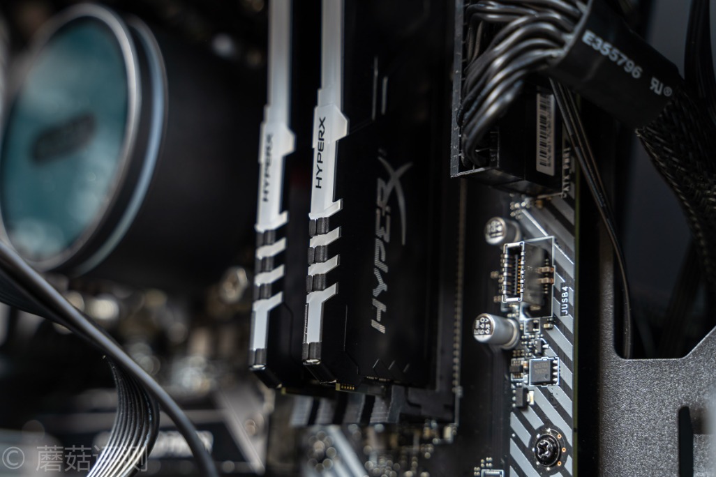 金士顿内存条8g骇客神条,金士顿骇客神条rgb能不能彩虹闪烁