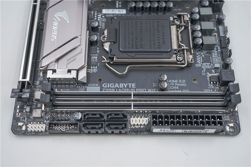 追风者217xe可以装几个硬盘,追风者pk217xe风道解析