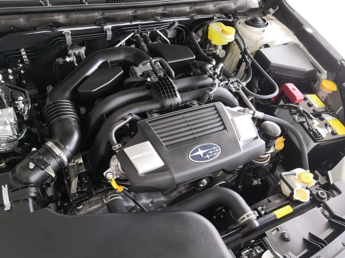 输得不冤下一句,斯巴鲁力狮最新款试驾