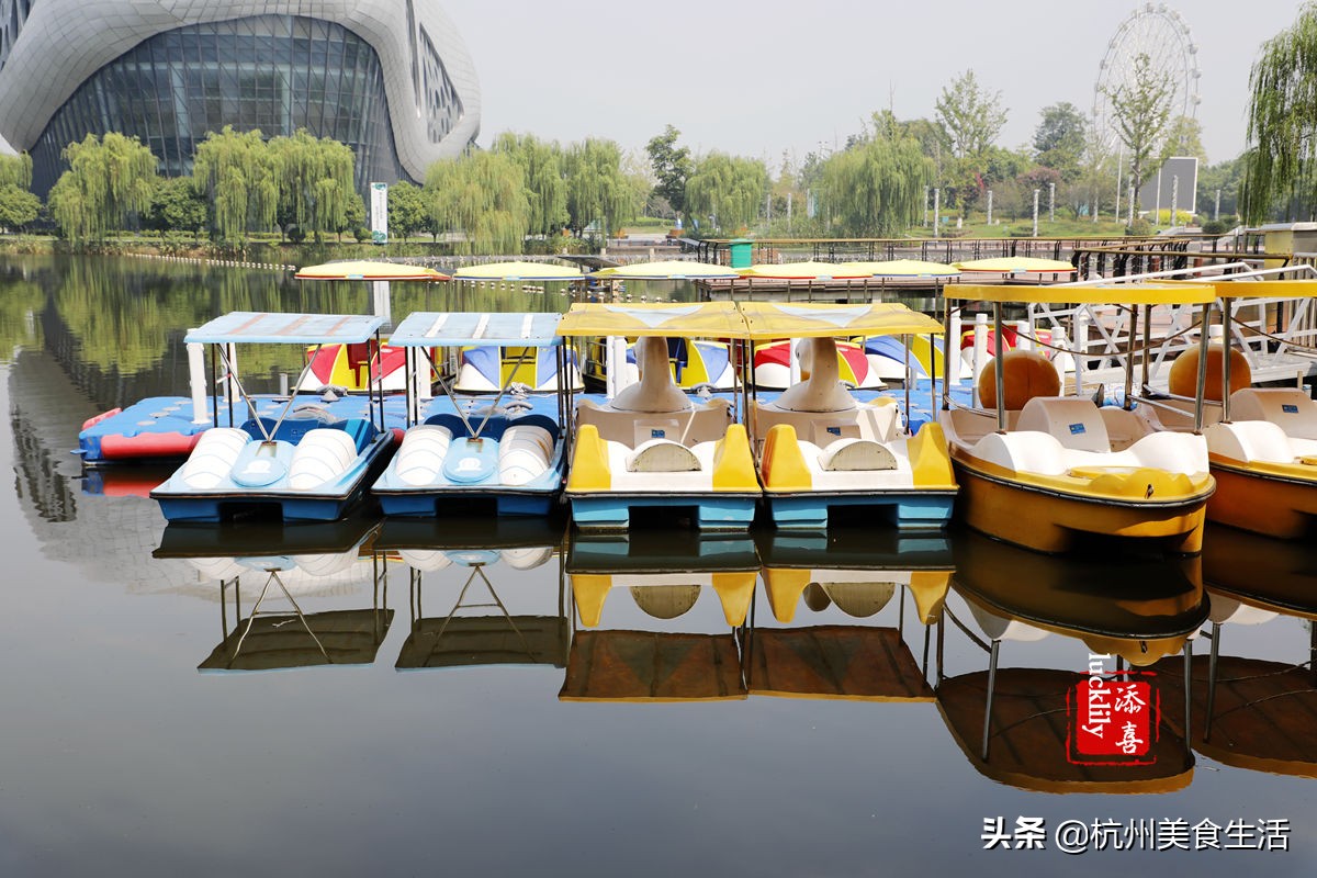 镇江美食三茅宫地锅鸡,镇江美食推荐锅盖面