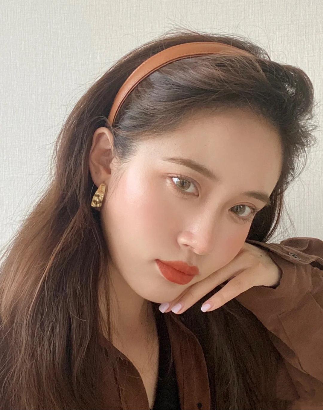 适合秋冬的口红平价无美颜,秋冬黄皮口红色号推荐