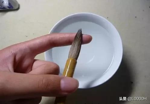 新毛笔如何开笔兼毫,毛笔用完后怎么处理