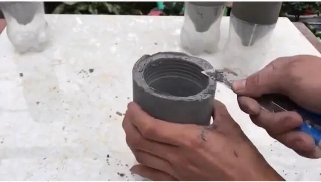 饮料瓶做的花盆如何浇水,用雪碧瓶做自动浇水花盆