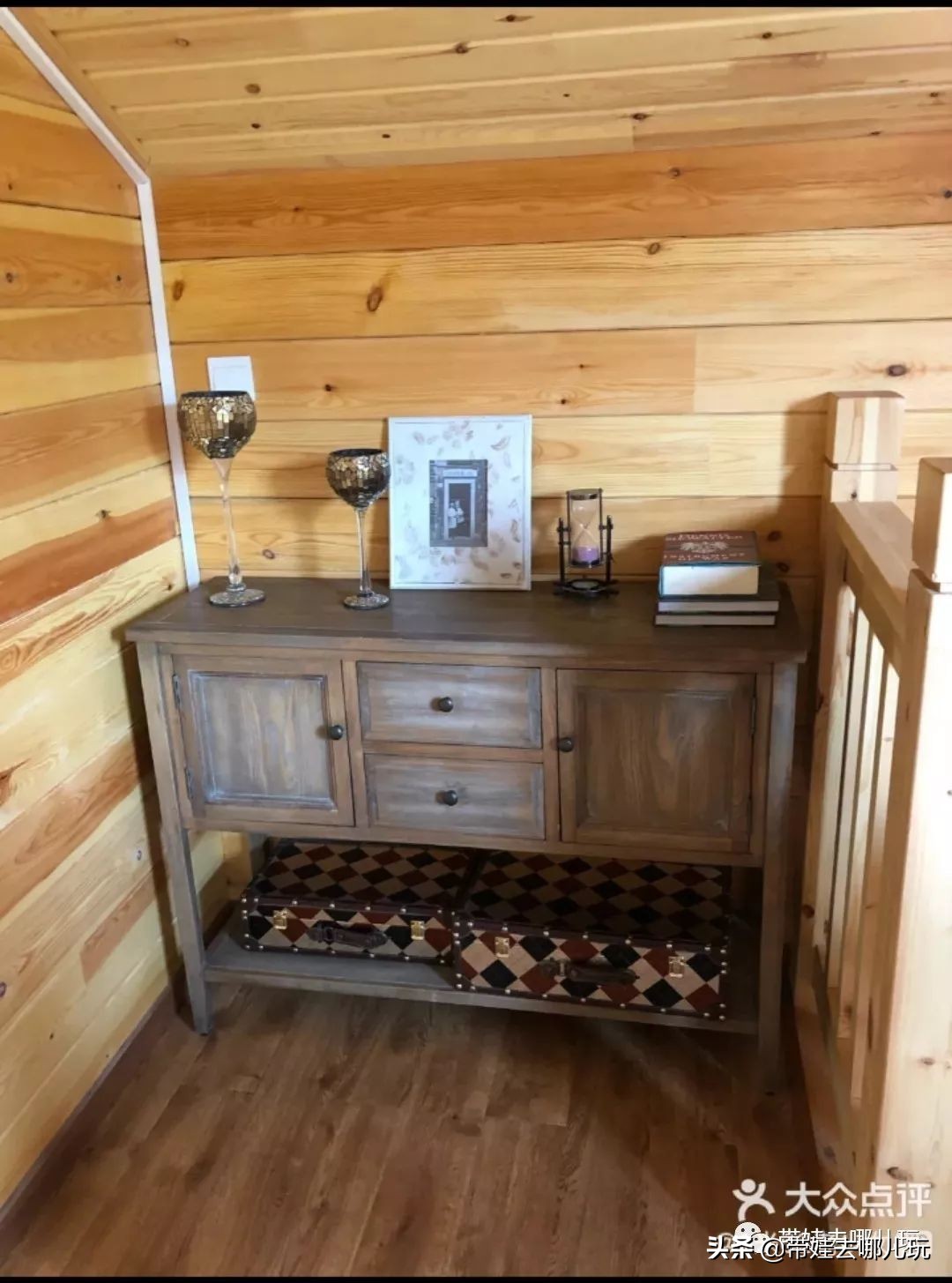 住别墅、滚草坪、躺在床上看电影，密云轻奢营地的花样玩法