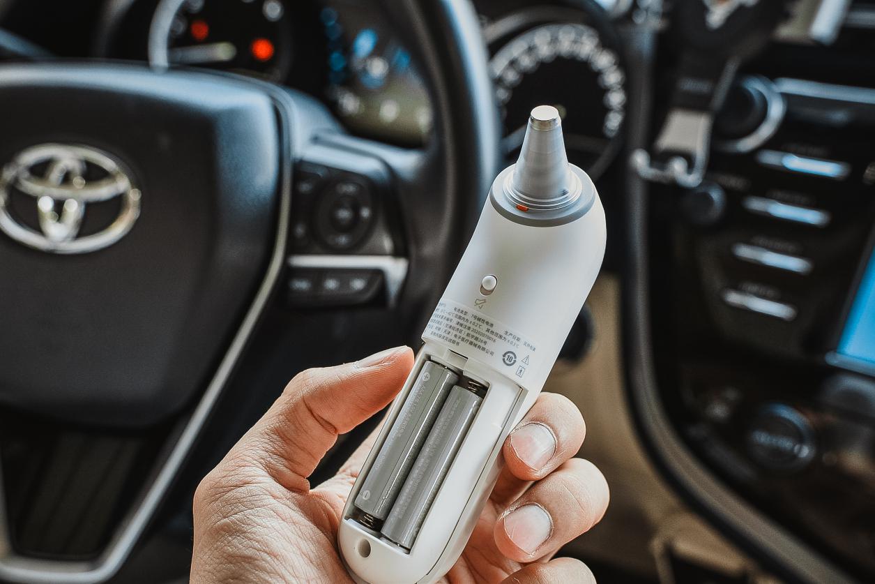 一秒测温,家中宝宝发烧有利器!米家耳温枪上手体验