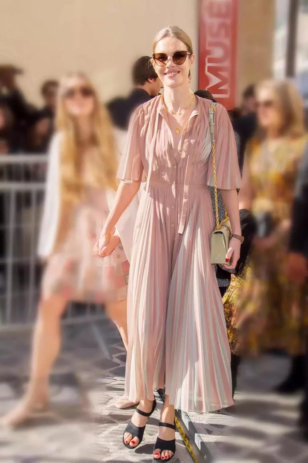 夏天什么面料最透气清凉,夏天穿什么面料凉爽