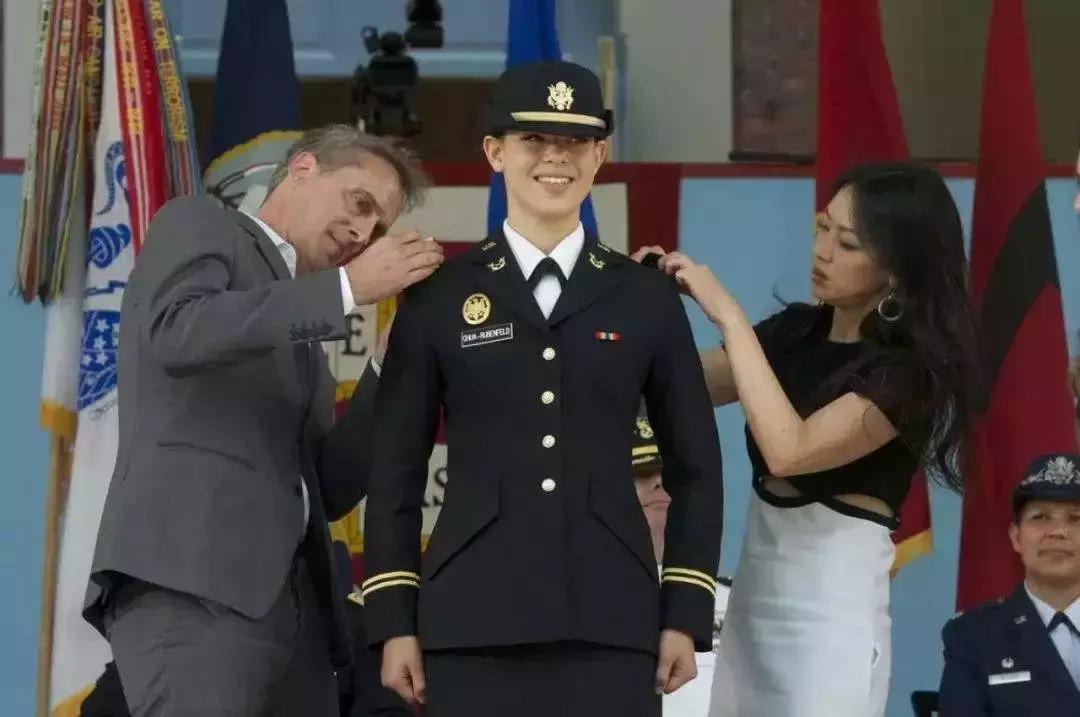 虎妈两个女儿进哈佛,两个女儿哈佛毕业