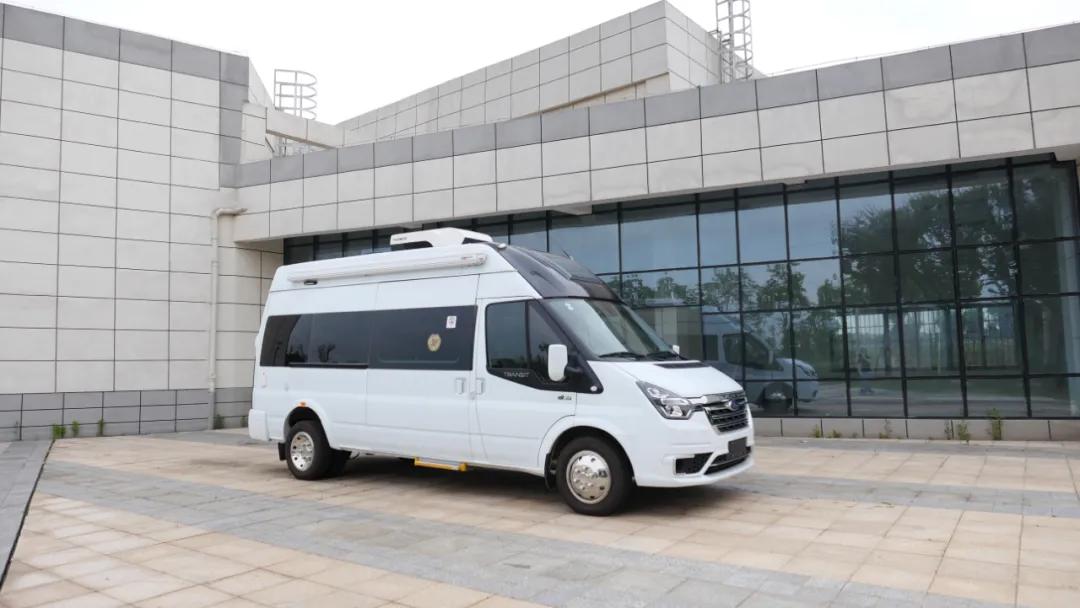 江铃福特全顺旅居车价格,江铃旅居车新世代全顺