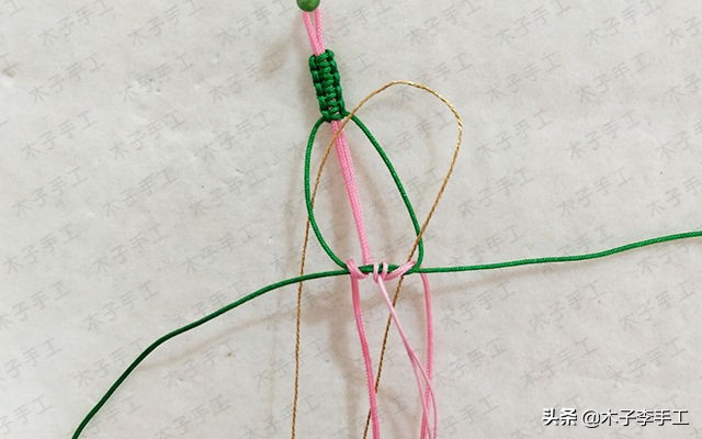 桃花手链编法最简单不用毛线编,手工编织手链桃花编法