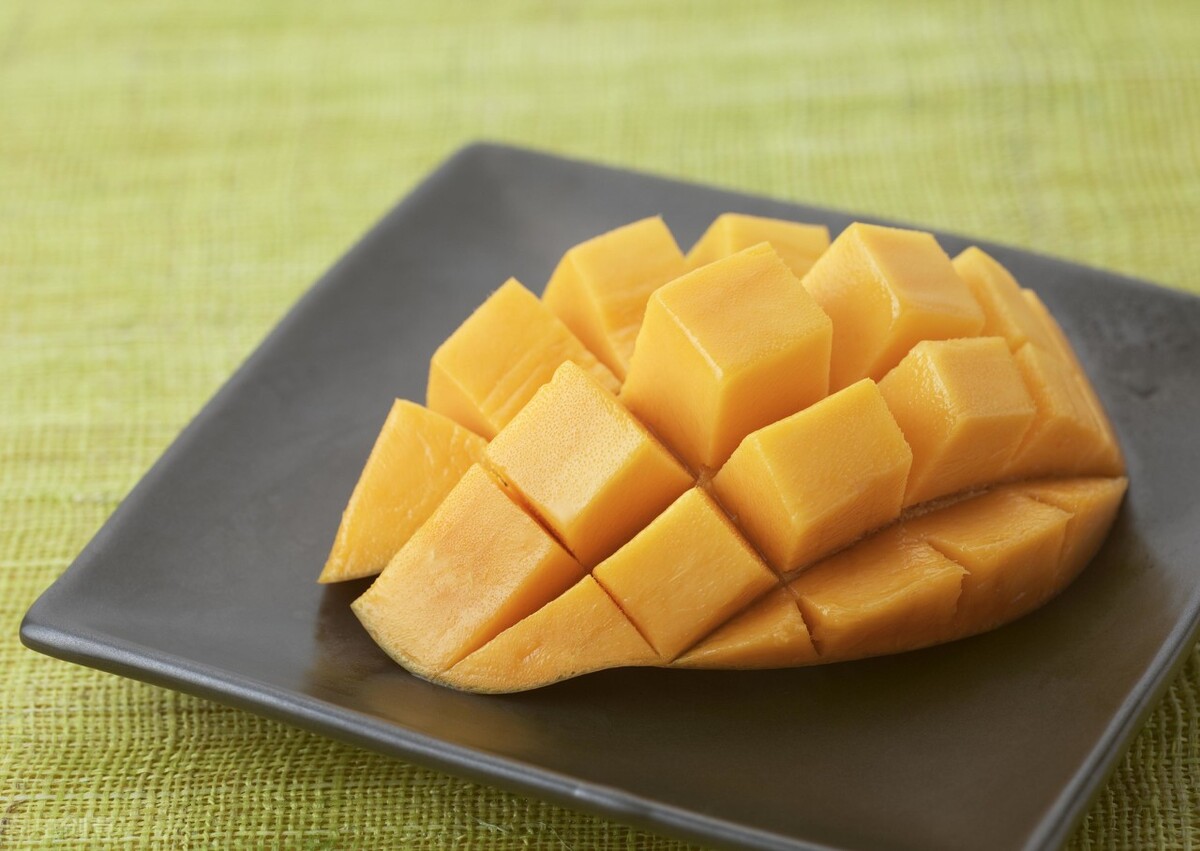 贵妃芒果几月份能采摘完,贵妃芒青芒果放多久成熟