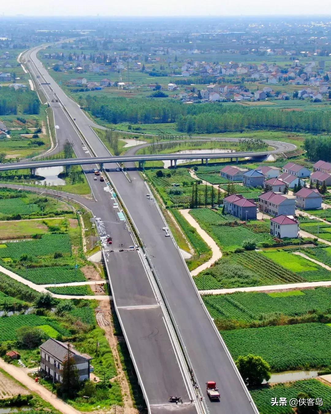 侠客岛：乡愁里的中国