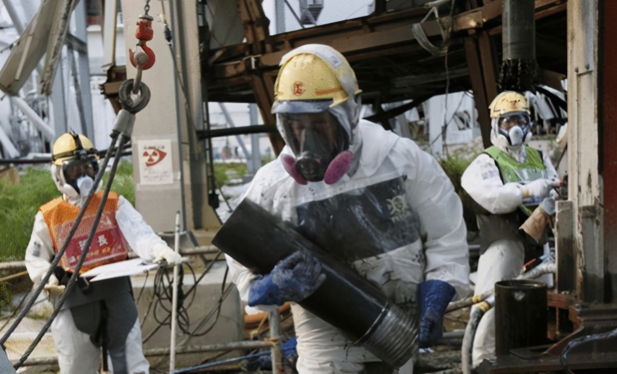 日本福岛核反应堆要冷却多少年,日本核反应堆还需冷却多久