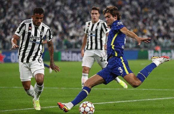 欧冠决赛c罗头球绝杀巴萨,欧冠夺冠之夜