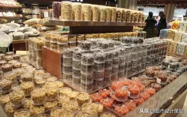 超市食品陈列摆放效果图,超市休闲食品创意陈列图片