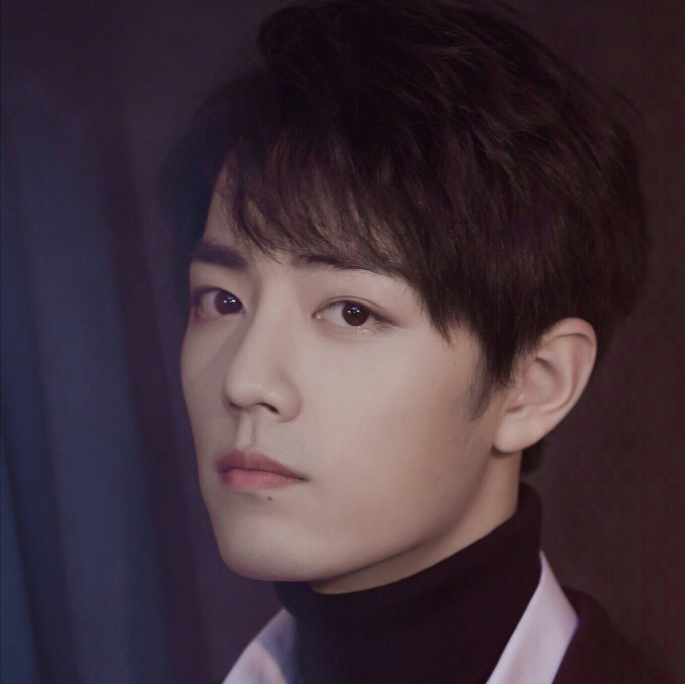 脸上有很多痣的男生代表什么,男人脸上有哪些痣不好图片