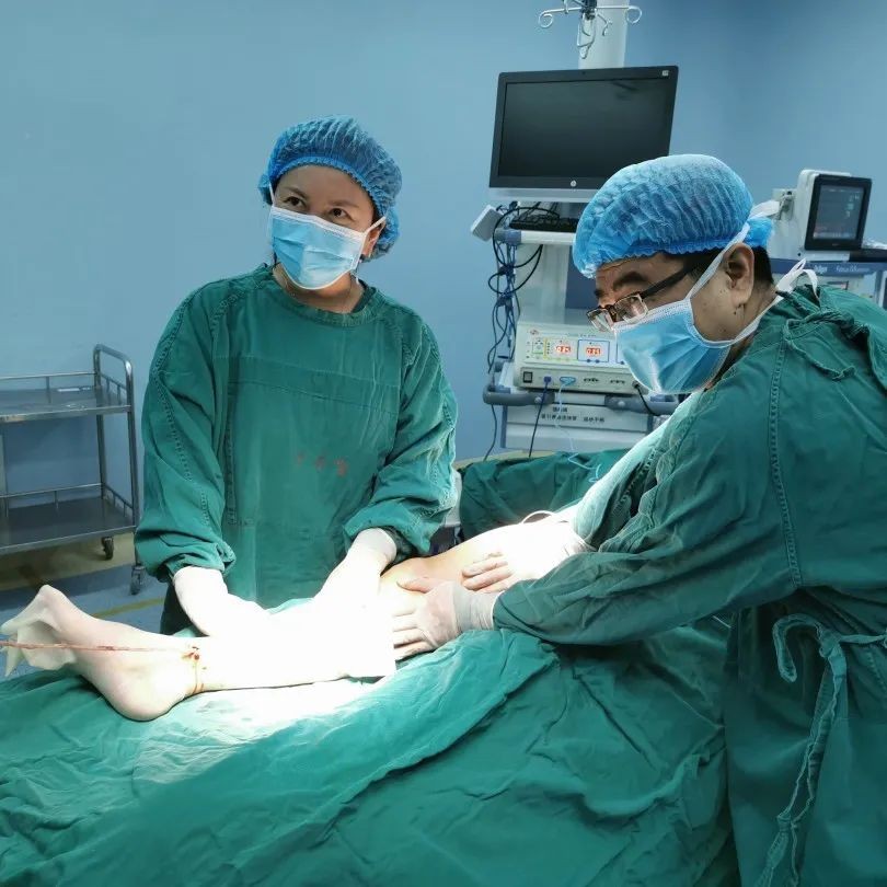 大爱无疆情系千里|医师节哈医大一院领导线上慰问援藏援疆等医疗队员