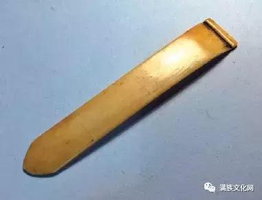 如展画轴—清代满族民间扁方赏析