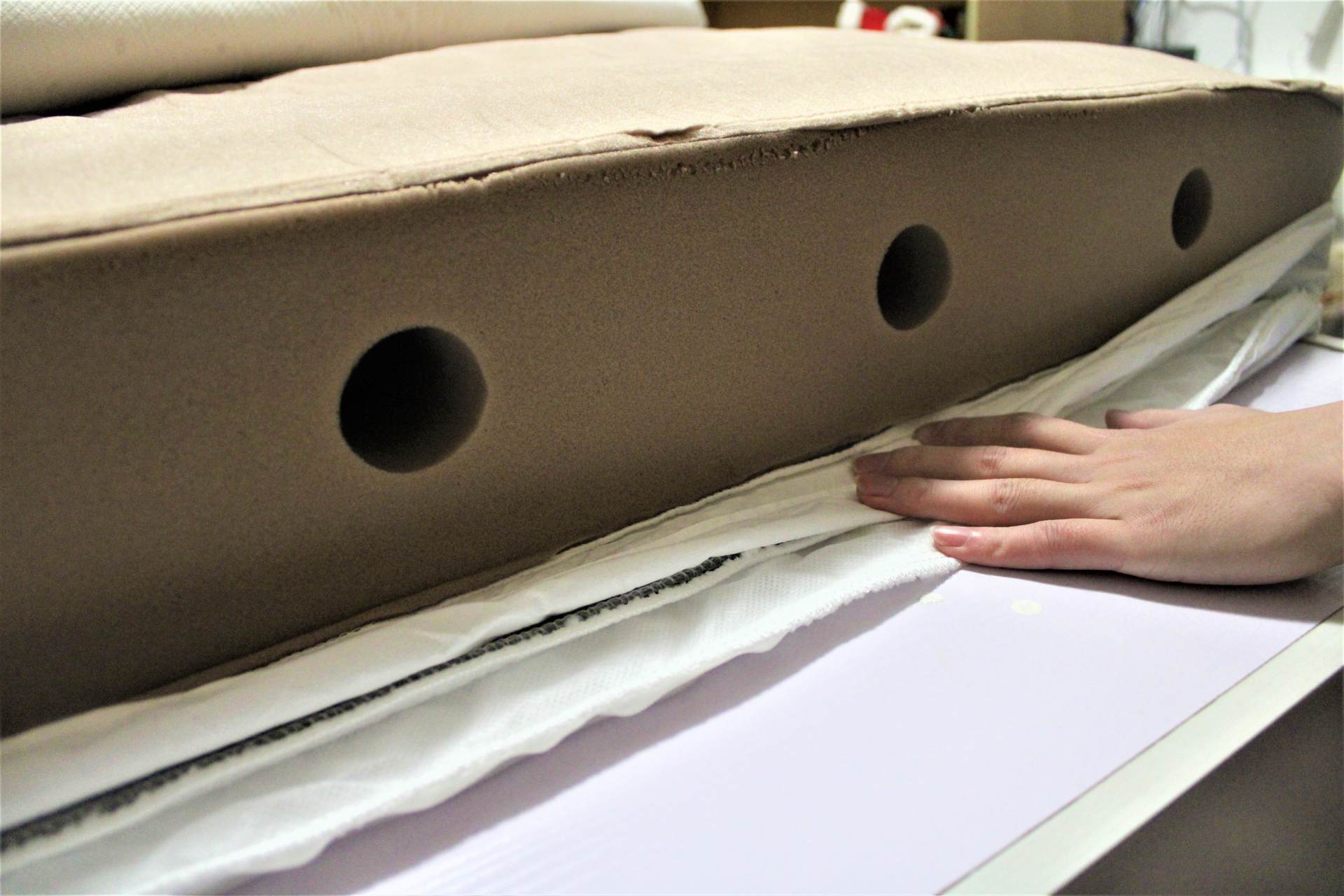 8hschott天然纯乳胶床垫测评,8h乳胶静音独立弹簧床垫m3ac