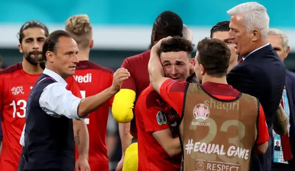 闲谈波尔卡,闲谈足球