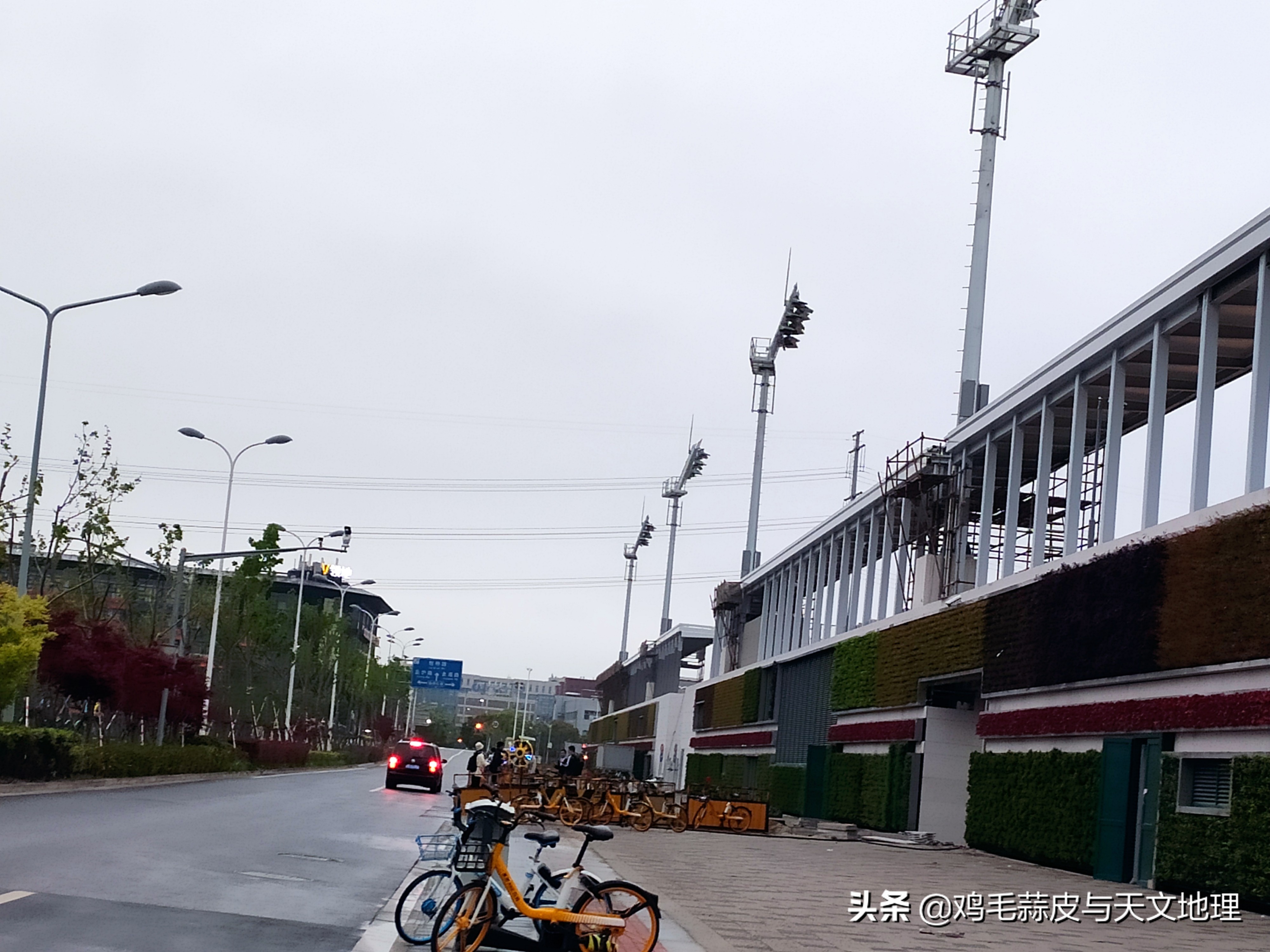 上海海港足球比赛主场场地在哪里,上海海港在浦东足球场训练