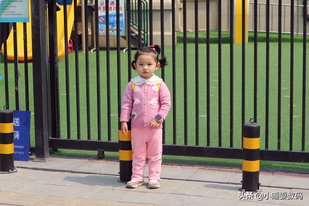 小米推出米兔儿童学习手表4,功能强大到没朋友,899元值得买吗?