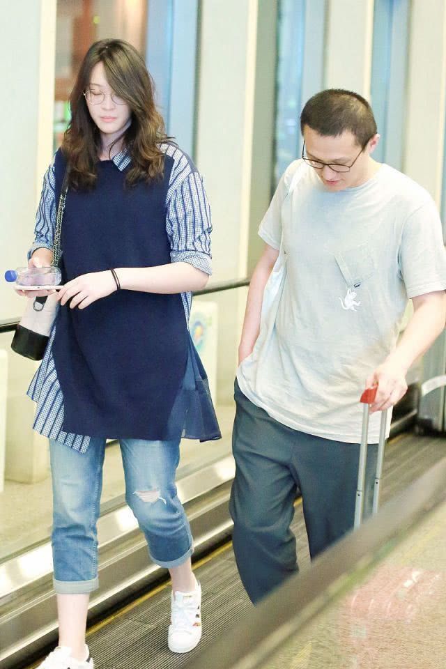 惠若琪和老公日常生活,惠若琪超短裙穿搭