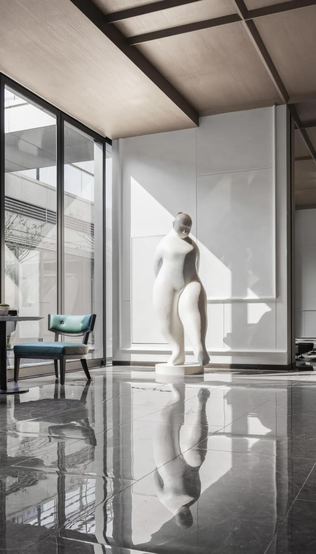 高于生活的封面资产，LightArt空间定义滨融美学