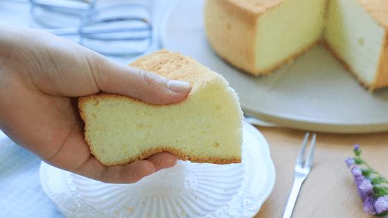 戚风蛋糕难点易错点,戚风蛋糕底下凹了是什么原因