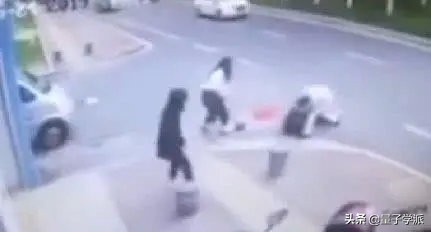 懦夫只敢向弱者下手,懦夫向更弱者挥刀