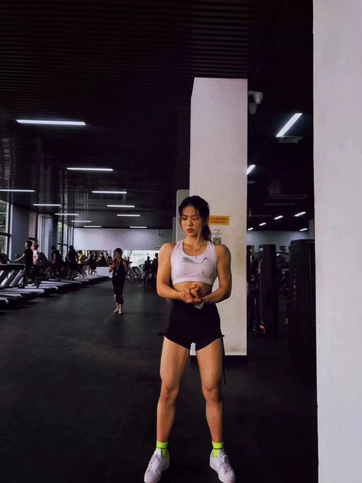 体育女神95后,28岁女神通过健身成功逆袭