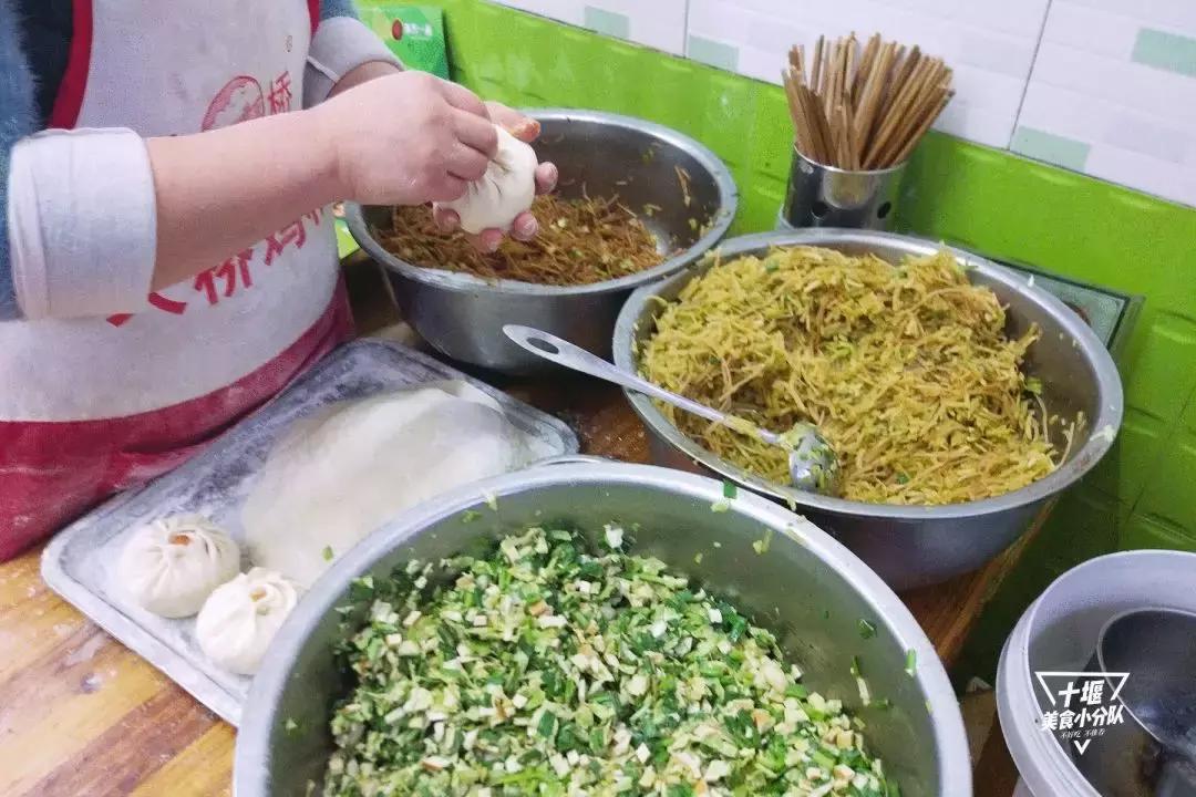 十堰小吃有哪些,十堰街头小吃攻略