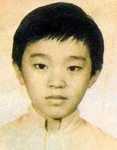 白发少年周星驰和他的盖世英雄