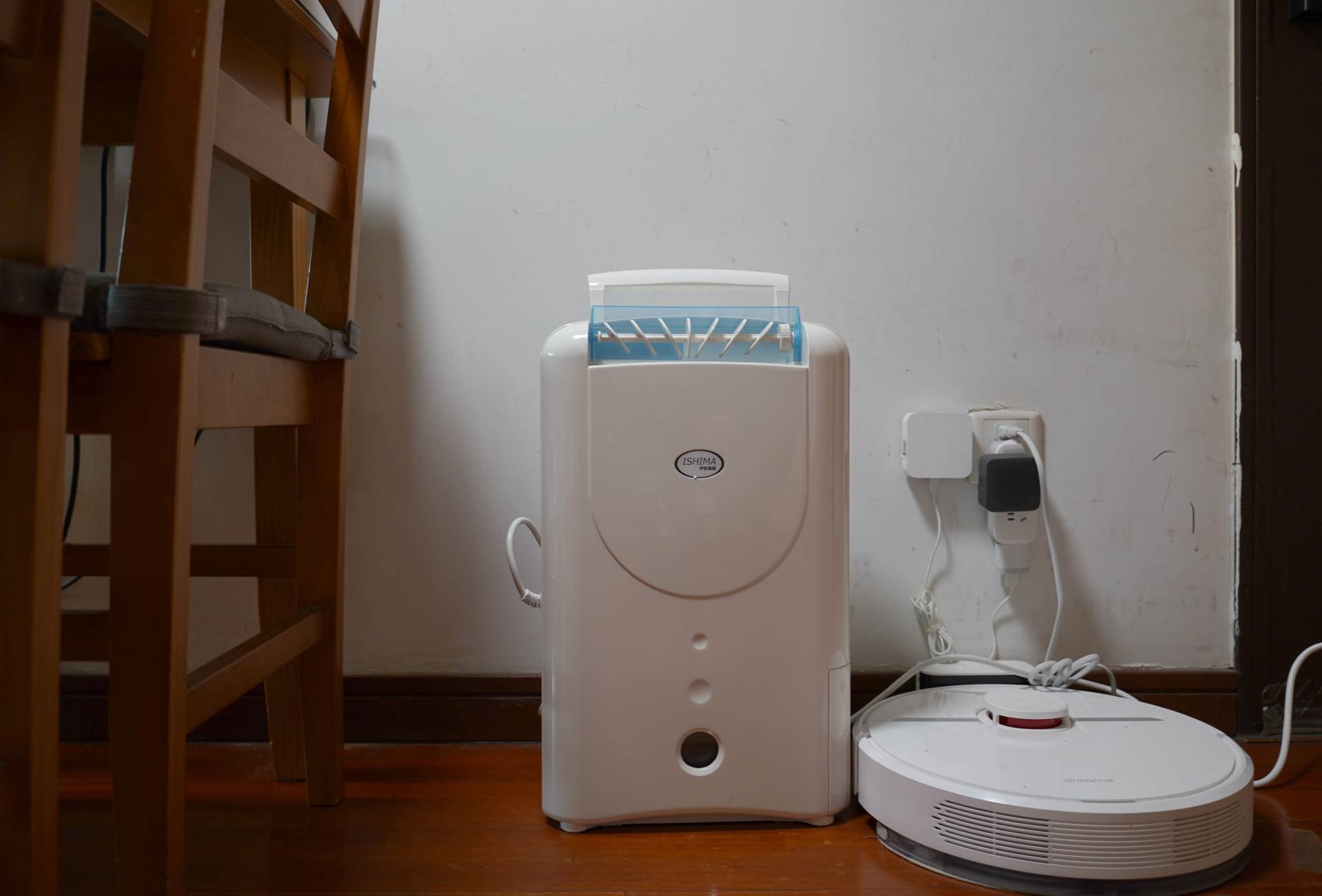 不用压缩机除湿,无压缩机除湿机的除湿原理